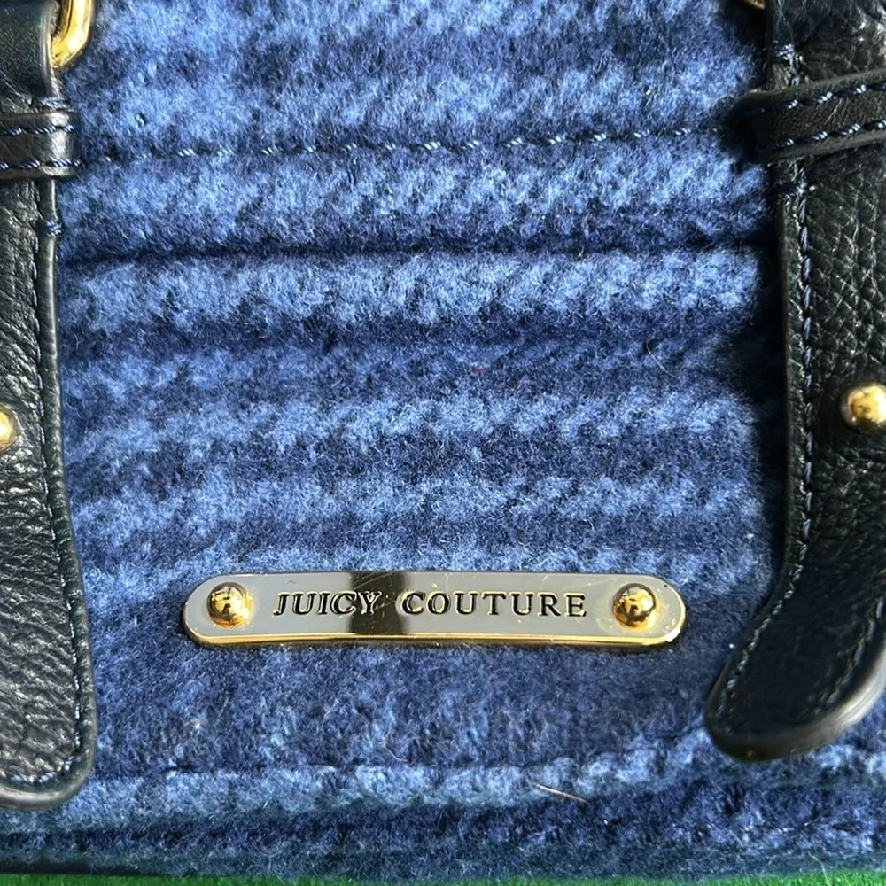 JUICY COUTURE VINTAGE PLAID MESSENGER BAG NAVY BLUE / LEATHER WOOL RARE CLUTCH